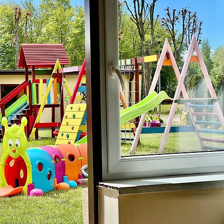 Osrodek Rodzinny "Pod Wydmami" Przy Plazy , Plac Zabaw , Rowery Sarbinowo Bagian luar foto
